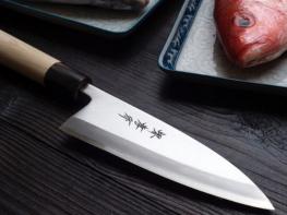Ճապոնացիները բացահայտում են, թե ինչպես կարելի է սրել խոհանոցային դանակը առանց որևէ սարքի