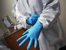Dentist may have exposed nearly 600 patients to HIV and hepatitis